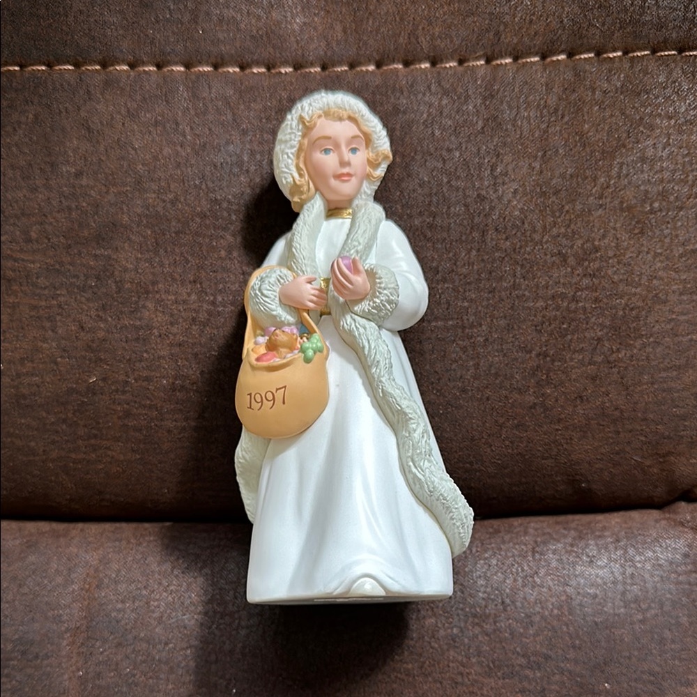 Kolyada Christmas Visitor Hallmark Keepsake Ornament